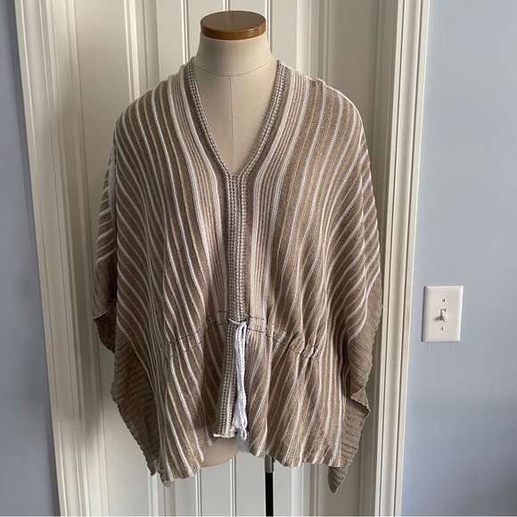 White + Warren XS / Small Poncho Top ~ Striped Linen Oversized Lagenlook Coastal - Picture 1 of 8